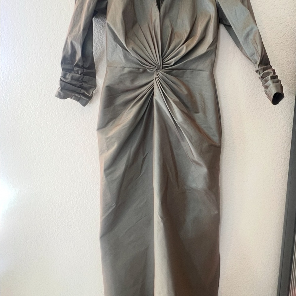 Tadashi Shoji Silver Cocktail Dress Ruched V-Neck 3/4 Sleeve